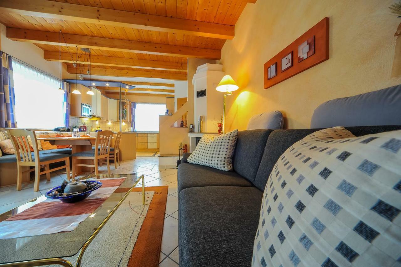 Ferienwohnung Regina Sankt Peter-Freienstein Luaran gambar